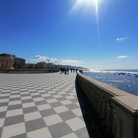 Casa Montebello ลีวอร์โน ภายนอก รูปภาพ